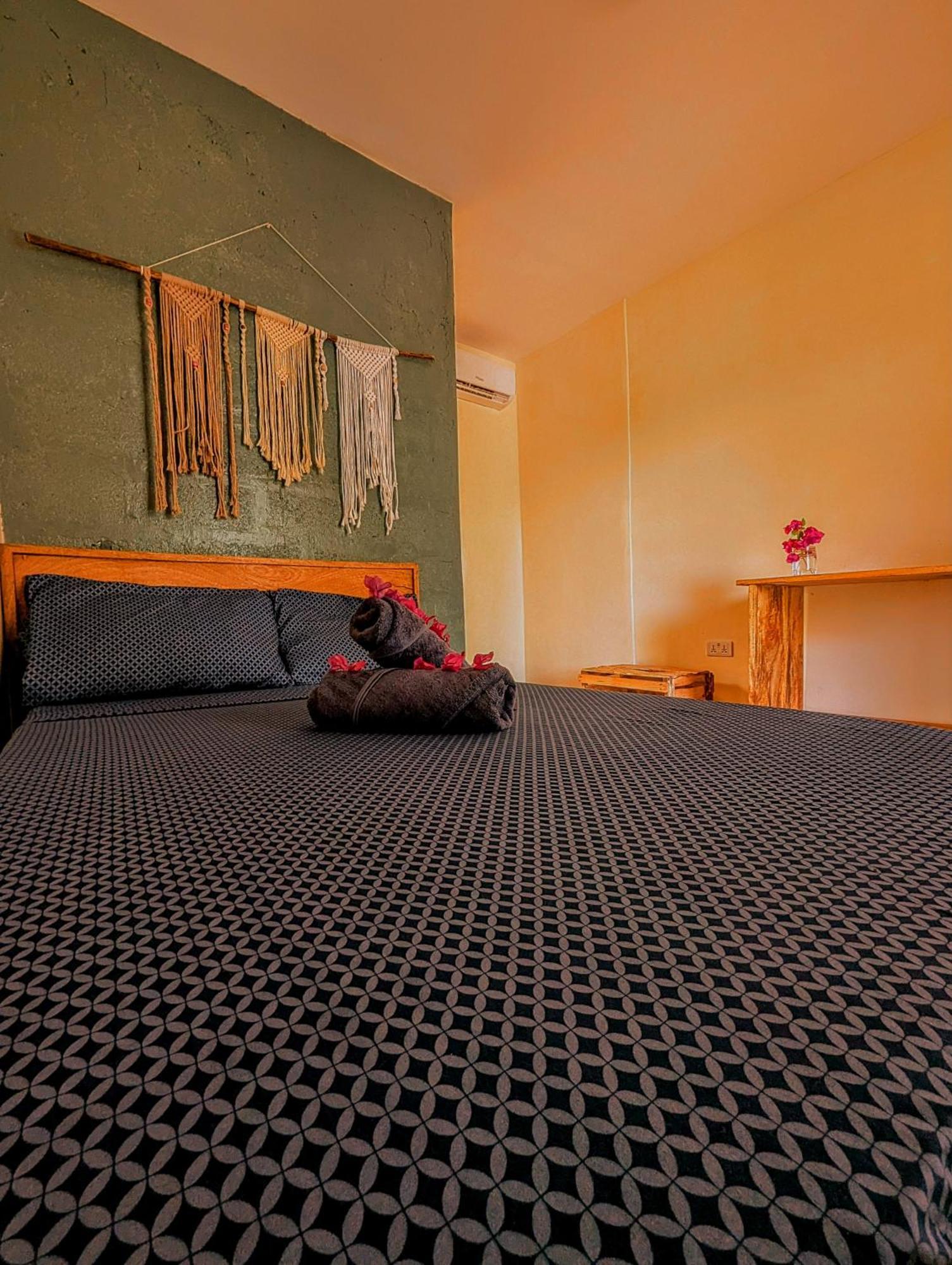 Jambiani Backpackers Hostel ภายนอก รูปภาพ